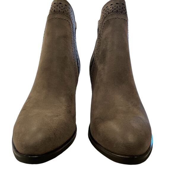 MIA Boot Sutton 10 Gray Bootie Southwest Boho Ankle Fall Fashion - Picture 2 of 9